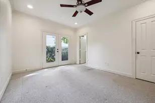 415 Tuam St, Houston, TX 77006 - Photo 25