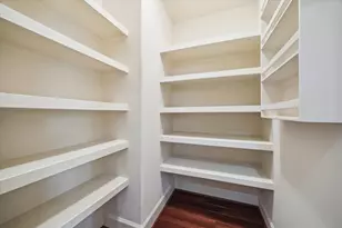 415 Tuam St, Houston, TX 77006 - Photo 11