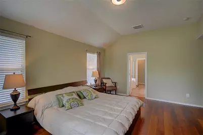 174 Spindle Tree Circle, The Woodlands, TX 77382 - Photo 17
