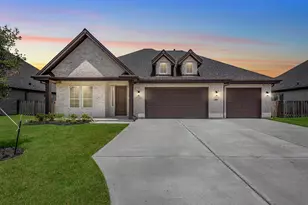 10006 Goliad Dr, Mont Belvieu, TX 77523 - Photo 1