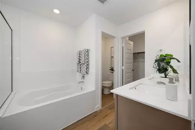 2618 Afton Heights Way, Houston, TX 77051 - Photo 15