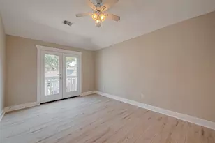 1110 E 24th St, Houston, TX 77009 - Photo 7