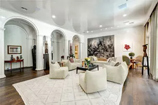 3653 Inverness Dr, Houston, TX 77019 - Photo 9