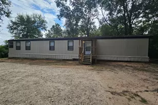 180 Carrier Ave, Shepherd, TX 77371 - Photo 1