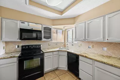 11211 Early Spring Circle, Houston, TX 77064 - Photo 13