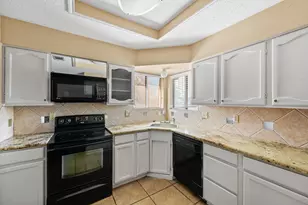 11211 Early Spring Cir, Houston, TX 77064 - Photo 13