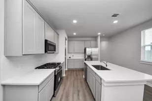 8811 Bird Br Dr, Houston, TX 77078 - Photo 7