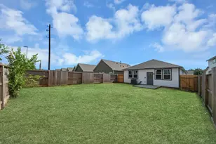 8811 Bird Br Dr, Houston, TX 77078 - Photo 35