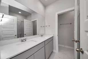 8811 Bird Br Dr, Houston, TX 77078 - Photo 29