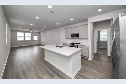 8811 Bird Branch Drive, Houston, TX 77078 - Photo 3