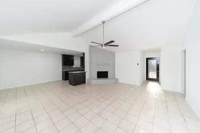 120 Meadow Bend Street, League City, TX 77573 - Photo 7
