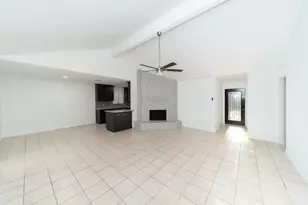 120 Meadow Bend St, League City, TX 77573 - Photo 7