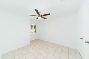 120 Meadow Bend St, League City, TX 77573 - Photo 13