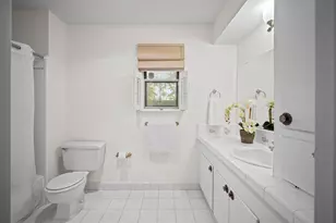 5619 Sheraton Oaks Dr, Houston, TX 77091 - Photo 15