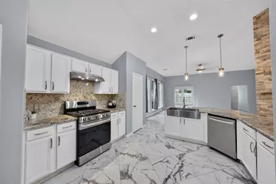 17223 Dawn Shadows Drive, Humble, TX 77346 - Photo 9
