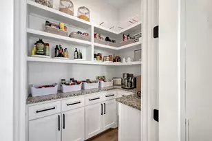 22 Darien Ct, Montgomery, TX 77356 - Photo 13