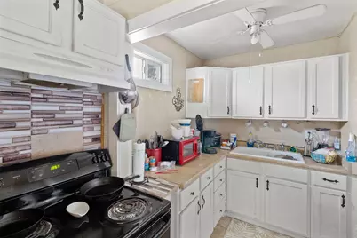 205 Jephson Drive, Alvin, TX 77511 - Photo 31