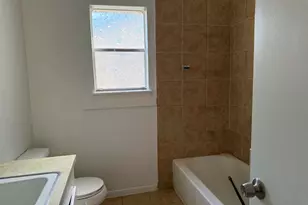 4414 Continental Dr, Houston, TX 77072 - Photo 9