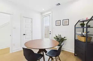 2426 Freeman St, Houston, TX 77009 - Photo 9