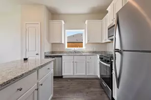 25506 Blooming Hazel Dr, Cleveland, TX 77328 - Photo 9