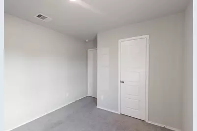 1218 Colt Canyon Drive, Alvin, TX 77511 - Photo 9