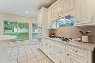 119 April Breeze St, Conroe, TX 77356 - Photo 17