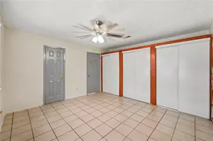 13619 Tanvern Ln, Houston, TX 77014 - Photo 11