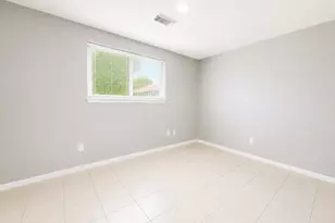723 Onaleigh Dr, Channelview, TX 77530 - Photo 7