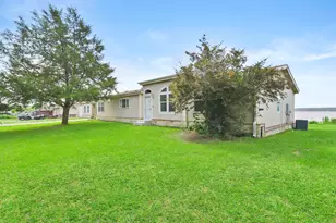 319 S Skains Chapel Rd, Trinity, TX 75862 - Photo 3