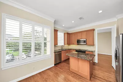 2930 Brompton Square Drive, Houston, TX 77025 - Photo 31