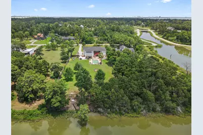 1003 S Country Club Drive, La Porte, TX 77571 - Photo 3
