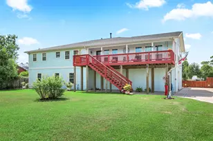 1003 S Country Club Dr, La Porte, TX 77571 - Photo 39