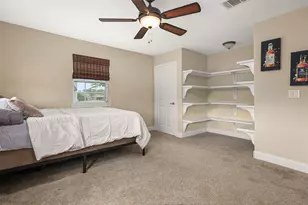 1003 S Country Club Dr, La Porte, TX 77571 - Photo 31