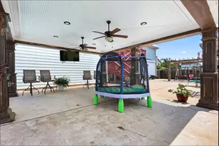 1003 S Country Club Dr, La Porte, TX 77571 - Photo 47