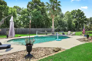 1003 S Country Club Dr, La Porte, TX 77571 - Photo 41