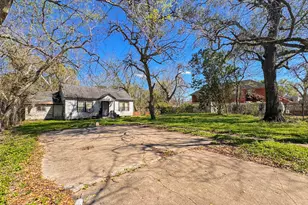 807 7th St, Rosenberg, TX 77471 - Photo 3