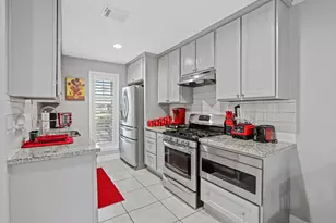 6311 Bluestone Dr, Houston, TX 77016 - Photo 9