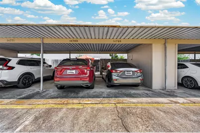 14769 Perthshire Road, Houston, TX 77079 - Photo 31