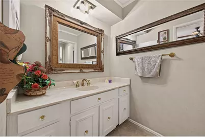 14769 Perthshire Road, Houston, TX 77079 - Photo 21