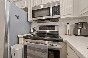 14769 Perthshire Rd, Houston, TX 77079 - Photo 13