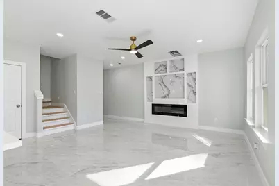 812 Linia Alfred, Cleveland, TX 77327 - Photo 5