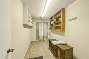 321 Johnson St, Brenham, TX 77833 - Photo 17