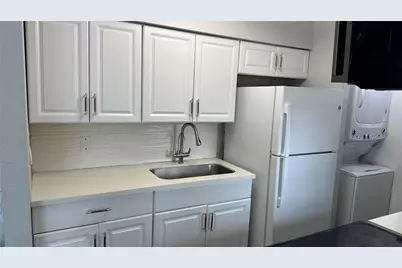 9550 Deering Drive #208, Houston, TX 77036 - Photo 5