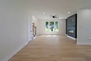 2974 S Main St, Anahuac, TX 77514 - Photo 5