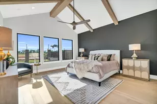 2011 Crown Lk Dr, Missouri City, TX 77459 - Photo 9