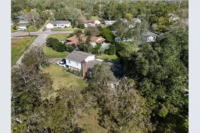 1609 Possum Trot Street, La Marque, TX 77568 - Photo 29