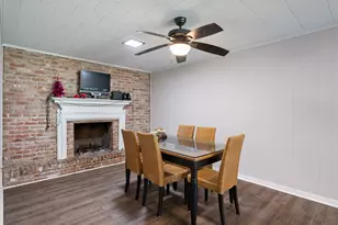 1609 Possum Trot St, La Marque, TX 77568 - Photo 7