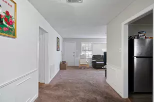 1609 Possum Trot St, La Marque, TX 77568 - Photo 9