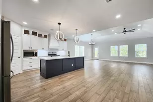 345 County Rd 6242, Dayton, TX 77535 - Photo 7