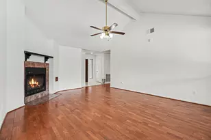 2909 Forest Hills Dr, League City, TX 77573 - Photo 7